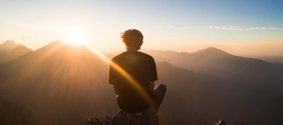 Mindfulness online ‘Amanecer en Comunidad e intimidad’